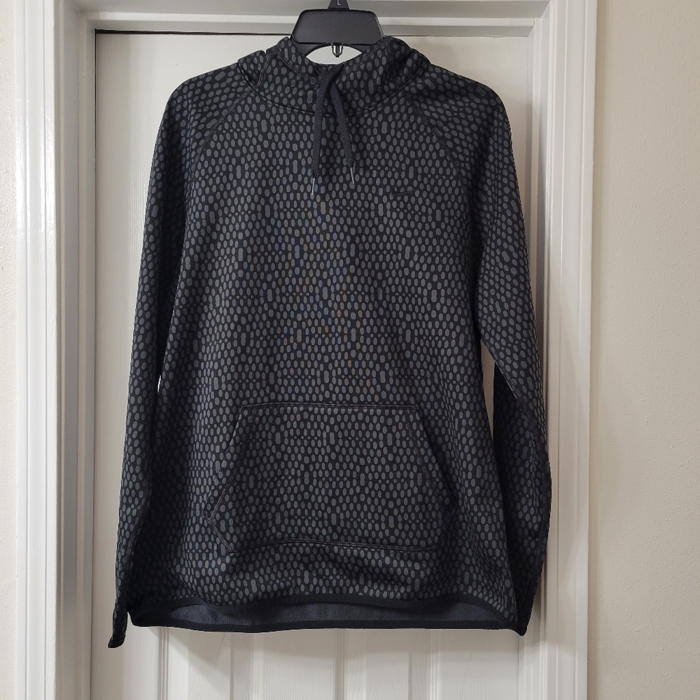 Nike Therma Fit hooded sweatshirt, Size L